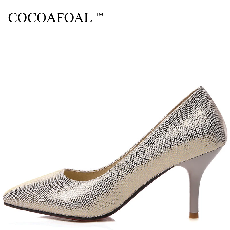 COCOAFOAL Women Golden High Heels Shoes Plus Size 33 43 Silvery Blue Heel Shoes Woman Party Wedding Stiletto Peep Toe Pumps 2018
COCOAFOAL Women Golden High Heels Shoes Plus Size 33 43 Silvery Blue Heel Shoes Woman Party Wedding Stiletto Peep Toe Pumps 2018