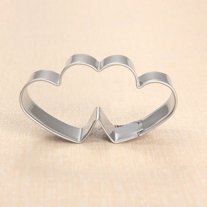 Novelty Double Heart Cookie Cutter Sweet Love Cake Pastry DIY Mold Stainless Steel Kitchen Baking Tools ss714
Novelty Double Heart Cookie Cutter Sweet Love Cake Pastry DIY Mold Stainless Steel Kitchen Baking Tools ss714