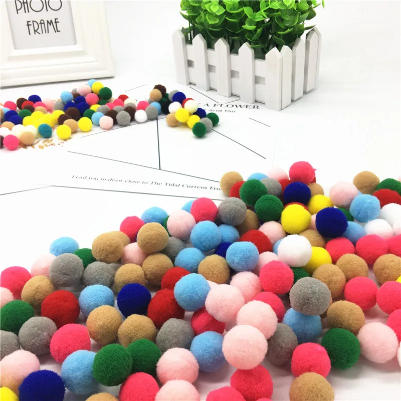 XINYUE Pompom 10 15 20 25 30 Mm Soft Fur Plush Ball for Craft DIY Wedding Home Decoration Garment Sewing on Cloth Accessories
XINYUE Pompom 10 15 20 25 30 Mm Soft Fur Plush Ball for Craft DIY Wedding Home Decoration Garment Sewing on Cloth Accessories