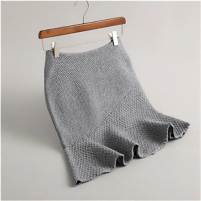 New Pineapple Pattern Knitted Wool Skirt Women Slim Thin Mermaid Skirts Female Spring Autumn Solid Color Fishtail Skirts A5021
New Pineapple Pattern Knitted Wool Skirt Women Slim Thin Mermaid Skirts Female Spring Autumn Solid Color Fishtail Skirts A5021
