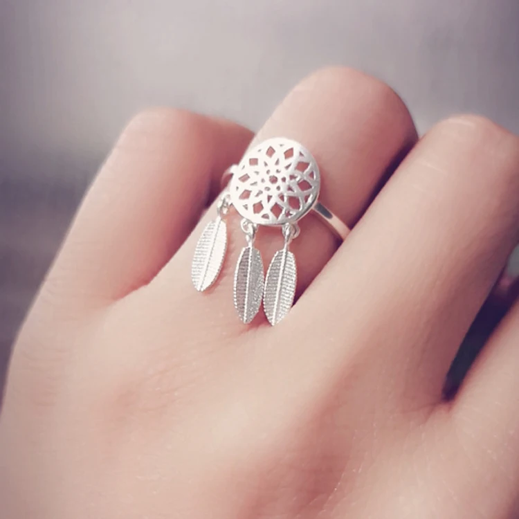 Fashion 925 Sterling Silver Feather Rings For Women Girls Gift Wedding Jewelry Vintage Punk Adjustable Antique Ring Anillos
Fashion 925 Sterling Silver Feather Rings For Women Girls Gift Wedding Jewelry Vintage Punk Adjustable Antique Ring Anillos