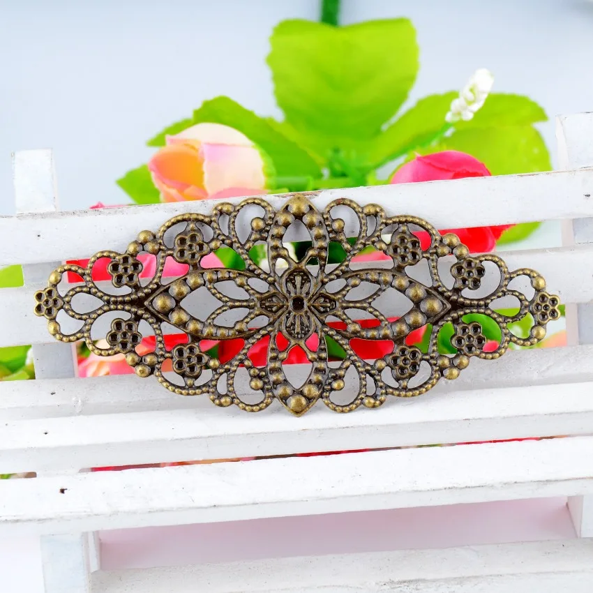 15Pcs Bronze Tone Filigree Flower Wraps Connectors Metal Crafts Gift Decoration DIY Findings 8x3.5cm
15Pcs Bronze Tone Filigree Flower Wraps Connectors Metal Crafts Gift Decoration DIY Findings 8x3.5cm