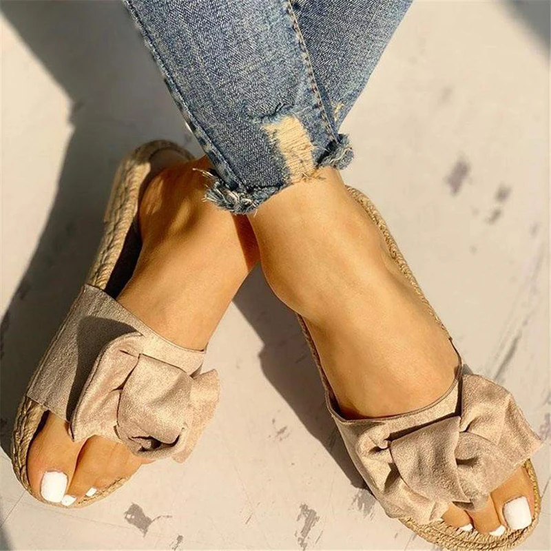Womens Summer Outdoor Beach Flip Flops Slippers Bowknot Solid Flat Slides Fashion Straw Bottom Footwear Round Toe Slippers
Womens Summer Outdoor Beach Flip Flops Slippers Bowknot Solid Flat Slides Fashion Straw Bottom Footwear Round Toe Slippers