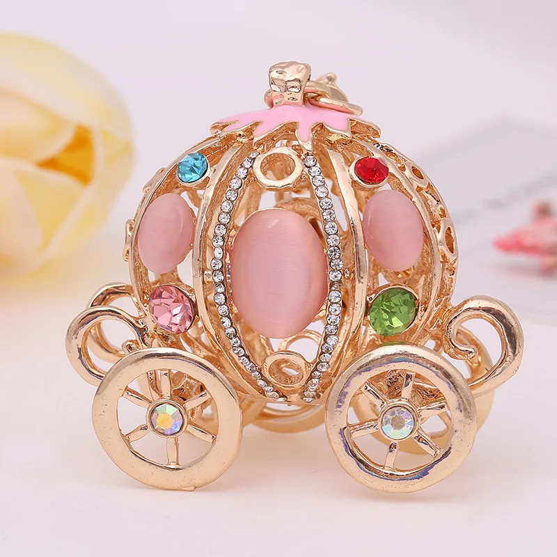 2018 New Fairy Tale Creative Pumpkin Car Key Chain Colored Crystal Hanging Decoration Beautful Small Gift Keychain
2018 New Fairy Tale Creative Pumpkin Car Key Chain Colored Crystal Hanging Decoration Beautful Small Gift Keychain