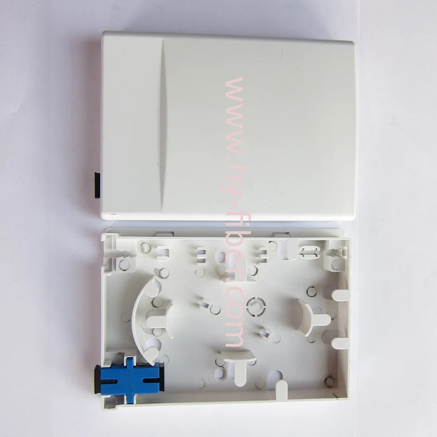Fiber Optical Terminal Box FTTH Distribution Box 1 Core Wall Outlet For Drop Wire Cable Connection Without Adapter and Pigtail
Fiber Optical Terminal Box FTTH Distribution Box 1 Core Wall Outlet For Drop Wire Cable Connection Without Adapter and Pigtail