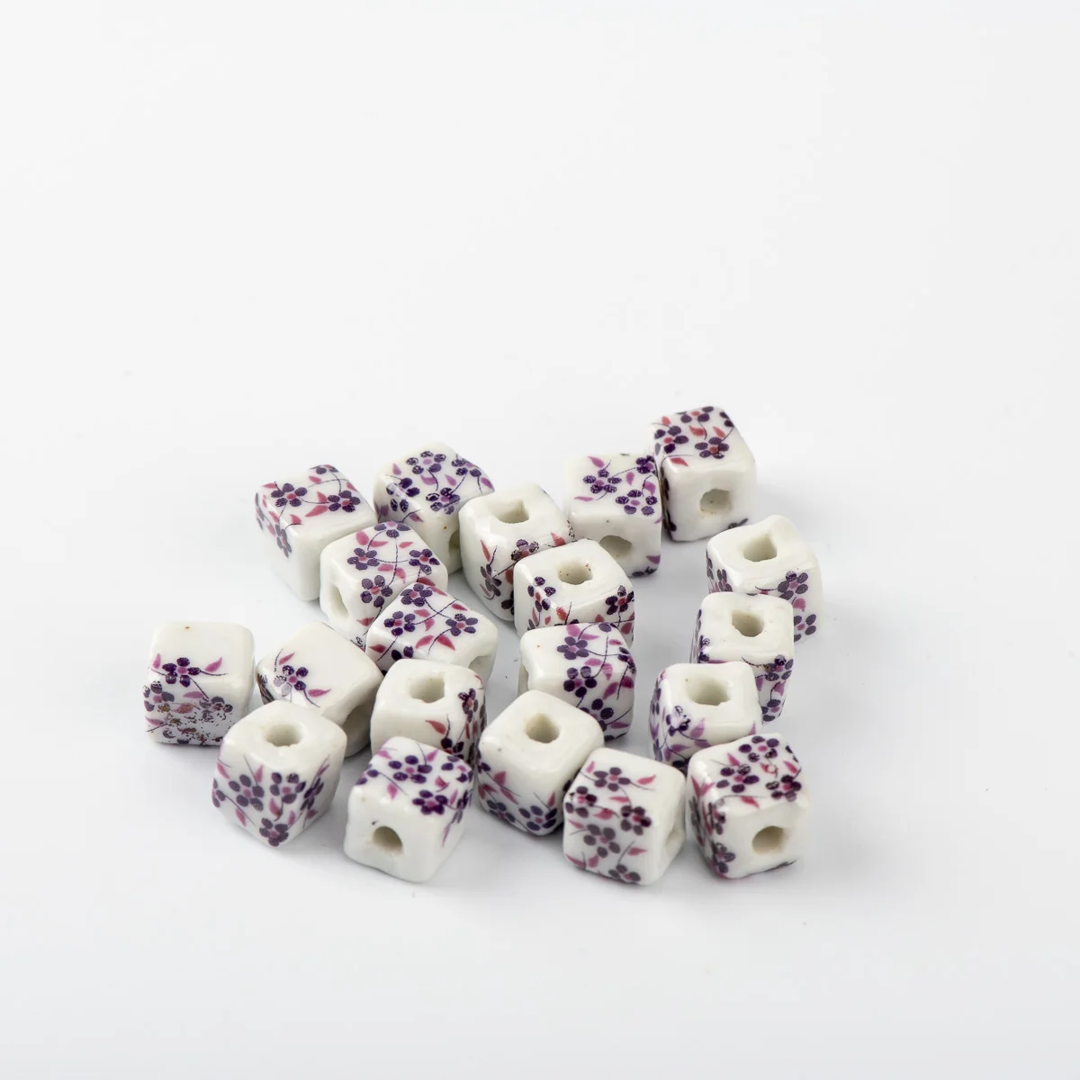 Square Shape Flower DIY Ceramic beads not silicone Jingdezhen Quality Ceramics beads 20pieces/lot #A110B
Square Shape Flower DIY Ceramic beads not silicone Jingdezhen Quality Ceramics beads 20pieces/lot #A110B
