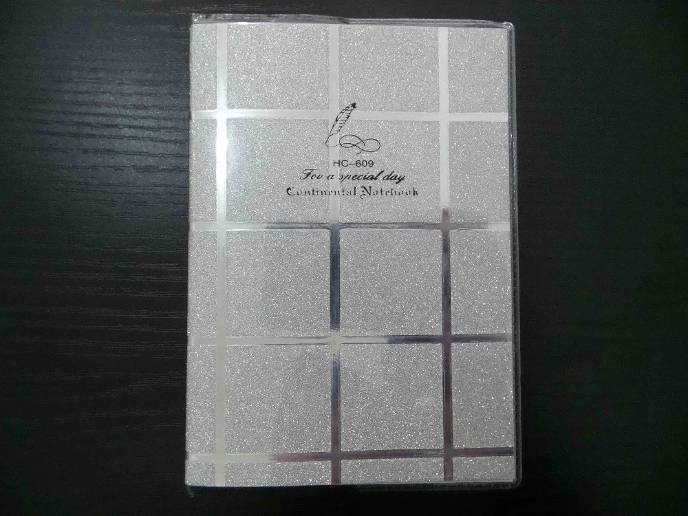 New style Lovely cute esily taken silver color diary notebook school supplies office stationery notepad free shipping
New style Lovely cute esily taken silver color diary notebook school supplies office stationery notepad free shipping