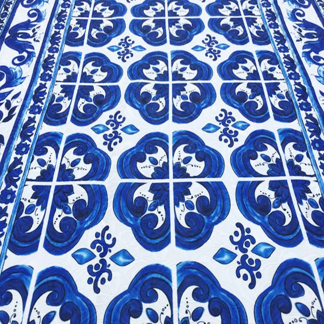 93X145cm Fashion Week Runway Located Blue and White Porcelain Jacquard Fabric for Autumn Winter Dresses Coats Sewing-AF174
93X145cm Fashion Week Runway Located Blue and White Porcelain Jacquard Fabric for Autumn Winter Dresses Coats Sewing-AF174
