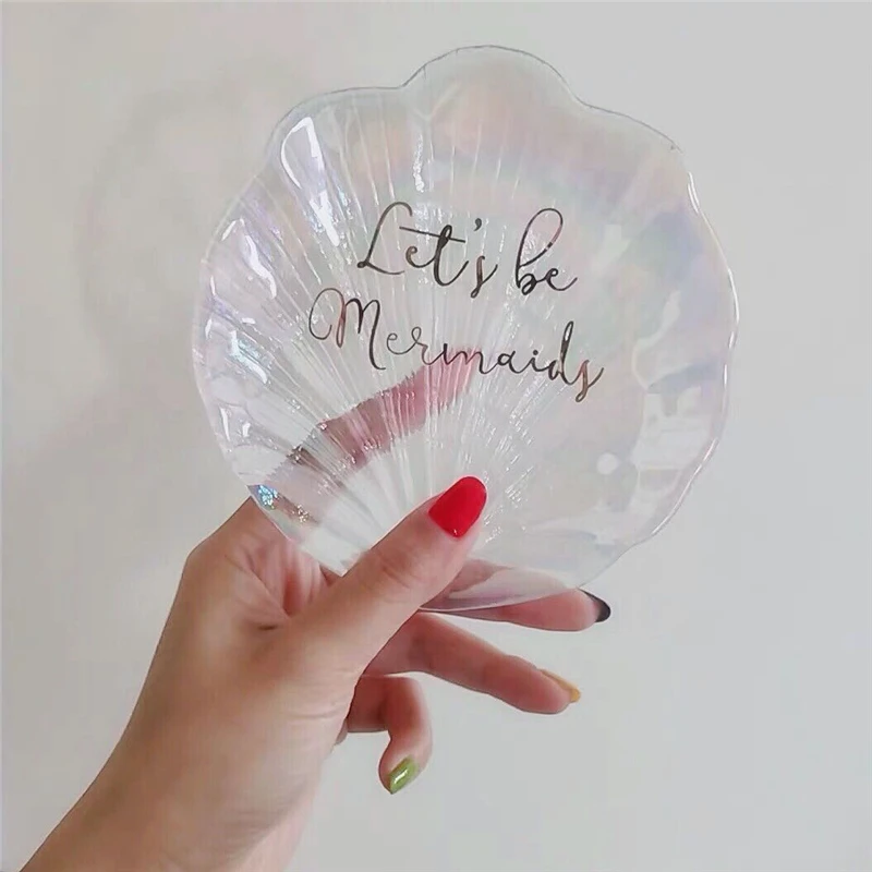 Nordic colored glass shell tray jewelry dish jewelry storage shell dish decorative plate
Nordic colored glass shell tray jewelry dish jewelry storage shell dish decorative plate
