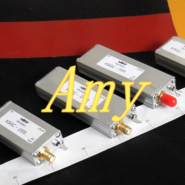 2.4G active crystal oscillator, 2400MHz high precision fixed frequency signal source, standard signal generator.
2.4G active crystal oscillator, 2400MHz high precision fixed frequency signal source, standard signal generator.
