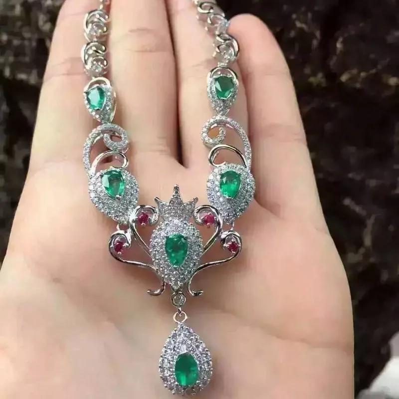 Fidelity natural 4*6mm Colombia emerald pendants Necklaces s925 sterling silver crown fine jewelry women natural green gemstone
Fidelity natural 4*6mm Colombia emerald pendants Necklaces s925 sterling silver crown fine jewelry women natural green gemstone
