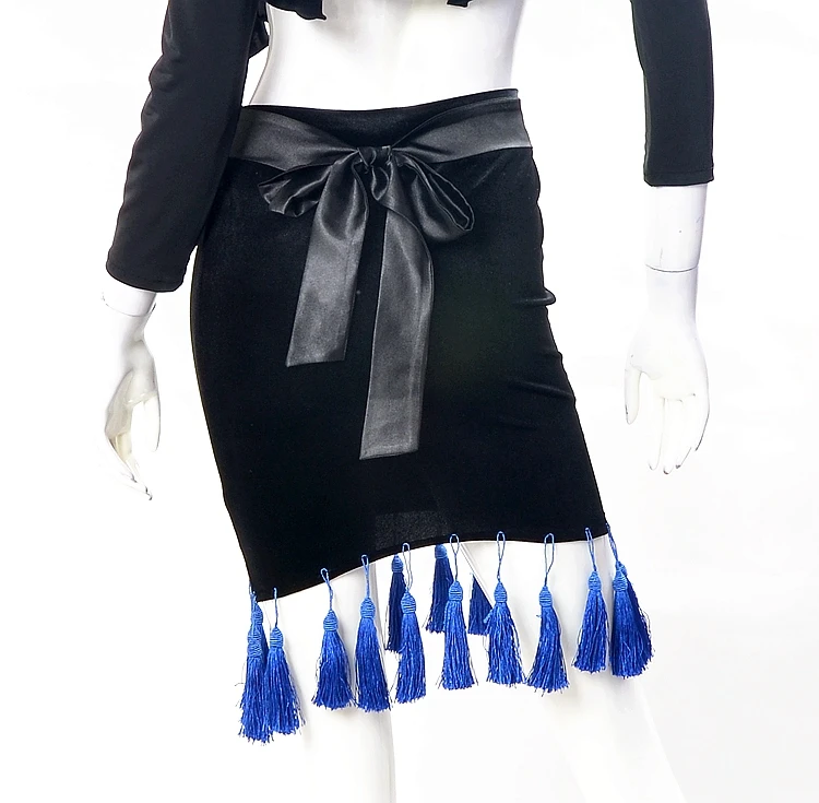 Exotic dance dance Latin dance skirt hanging ear black velvet bag hip skirt strap Latin practice S15055
Exotic dance dance Latin dance skirt hanging ear black velvet bag hip skirt strap Latin practice S15055