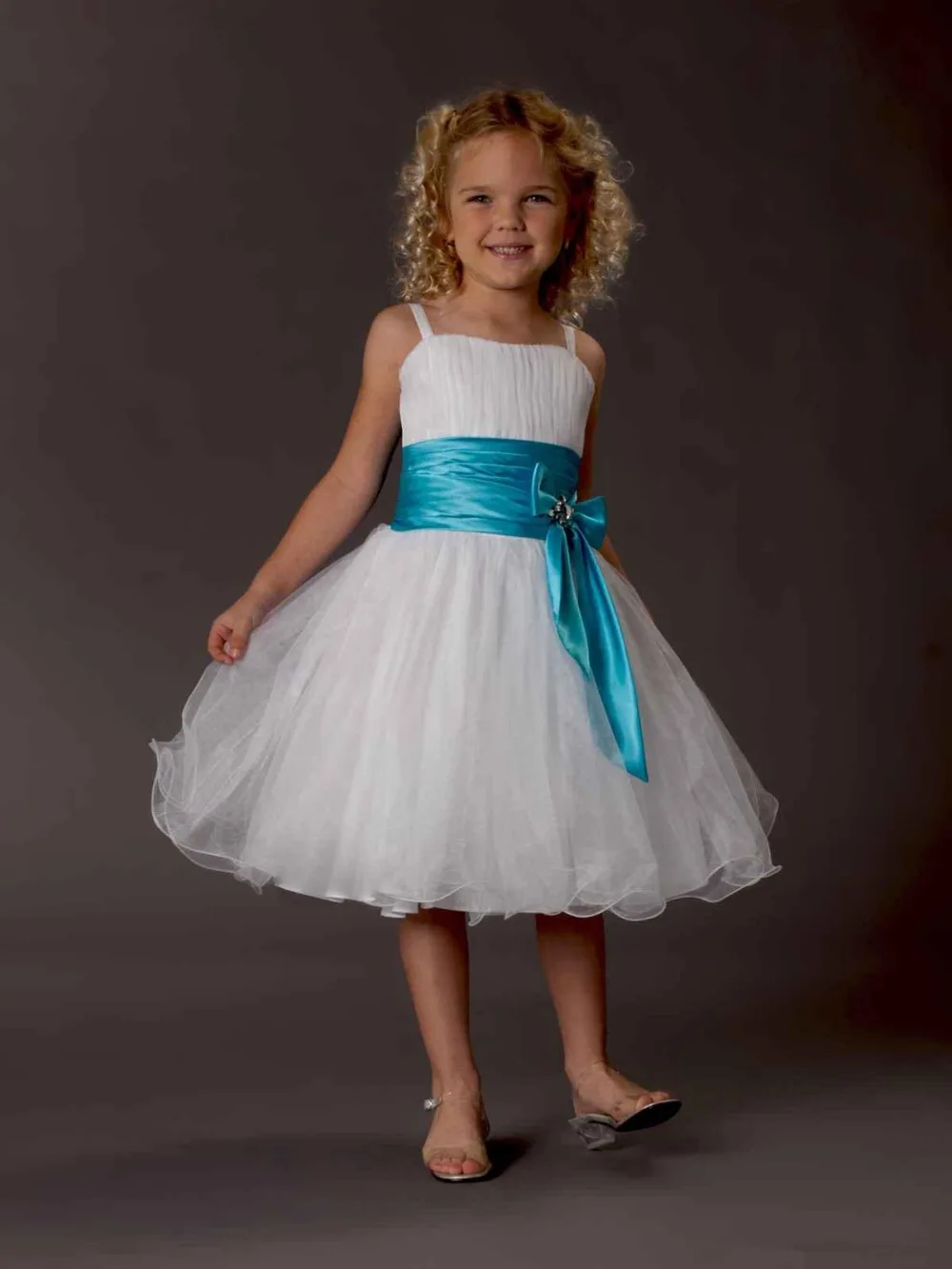 2019 Flower Girl Dresses Girl's Formal Occasion Sash A-Line Ribbon Knee Length Spaghetti Free Shipping Cheap Birthday Party Chil
2019 Flower Girl Dresses Girl's Formal Occasion Sash A-Line Ribbon Knee Length Spaghetti Free Shipping Cheap Birthday Party Chil