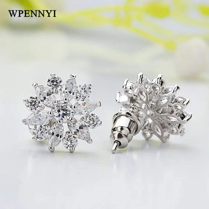 White Gold Color Sparkling Cubic Zirconia Fully Inlay Crystal Flower Petal Element Woman Stud Earrings Wholesale Fashion Gift
White Gold Color Sparkling Cubic Zirconia Fully Inlay Crystal Flower Petal Element Woman Stud Earrings Wholesale Fashion Gift