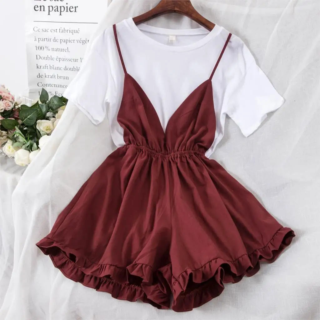 2018 New Fashion Summer Women's Solid Color Simple T-shirt + Suspender Wide Leg Shorts Two-piece Female Shorts Set C24
2018 New Fashion Summer Women's Solid Color Simple T-shirt + Suspender Wide Leg Shorts Two-piece Female Shorts Set C24