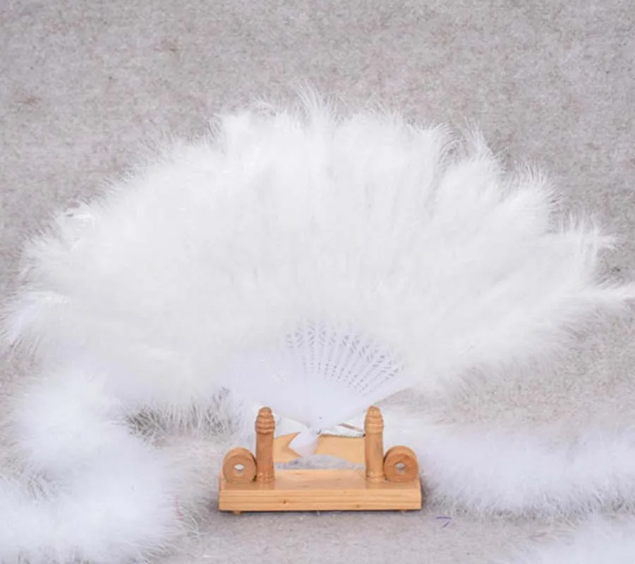 Chinese Folding Marabou Feather Hand Fan Stage Dance Performance Props Wedding Party Favors Birthday Halloween
Chinese Folding Marabou Feather Hand Fan Stage Dance Performance Props Wedding Party Favors Birthday Halloween
