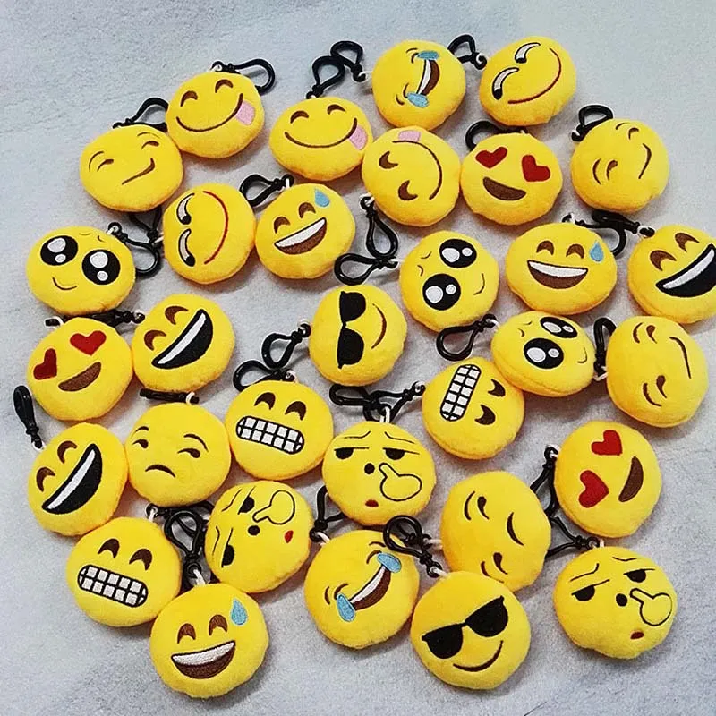 

10pcs Emoji Keychains Mini Plush Toy Kids Party Favors Supplies Keychain Decorations Emoticon Pillow Toys Keychain