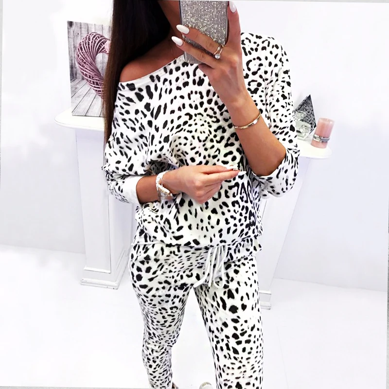 BEFORW 2 Piece Sets Womens Outfits Fashion Leopard Two Piece Set Clothes For Women Autumn Winter Long Sleeve Top And Pants Suit
BEFORW 2 Piece Sets Womens Outfits Fashion Leopard Two Piece Set Clothes For Women Autumn Winter Long Sleeve Top And Pants Suit