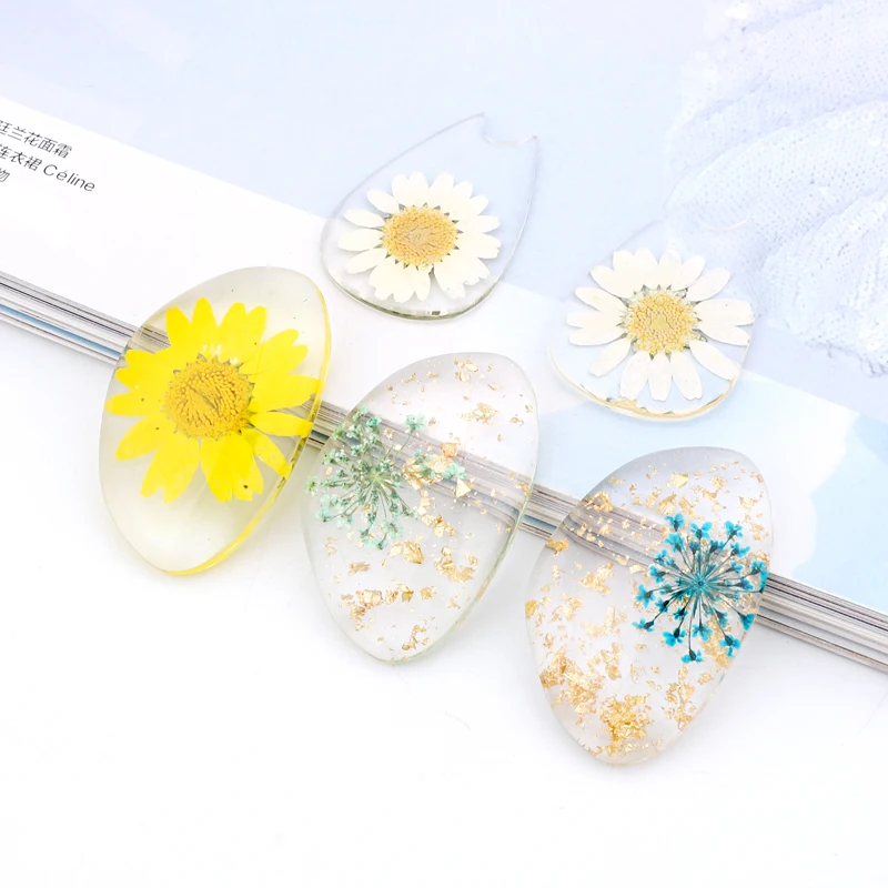 4pcs Transparent Gold Foil Dried Flower Sun Flower Resin Brooch Patch Findings Diy Cute Earrings Dangle Jewelry Accessories F461
4pcs Transparent Gold Foil Dried Flower Sun Flower Resin Brooch Patch Findings Diy Cute Earrings Dangle Jewelry Accessories F461