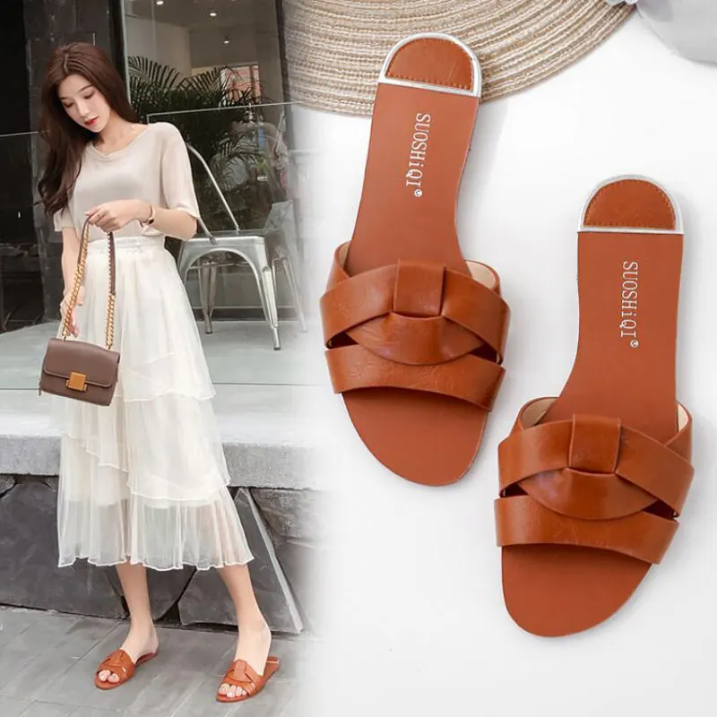2019 Summer Beach Slippers Women Sandals Woman Flat Heel Casual Ladies Shoes Female Outdoor Slides Shoes Cross Decorative
2019 Summer Beach Slippers Women Sandals Woman Flat Heel Casual Ladies Shoes Female Outdoor Slides Shoes Cross Decorative
