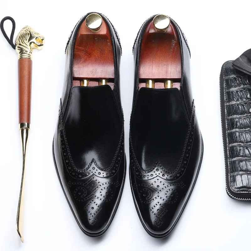 Factory direct wholesale European and American business dress men's wild England pointed leather sets of feet low to help single
Factory direct wholesale European and American business dress men's wild England pointed leather sets of feet low to help single