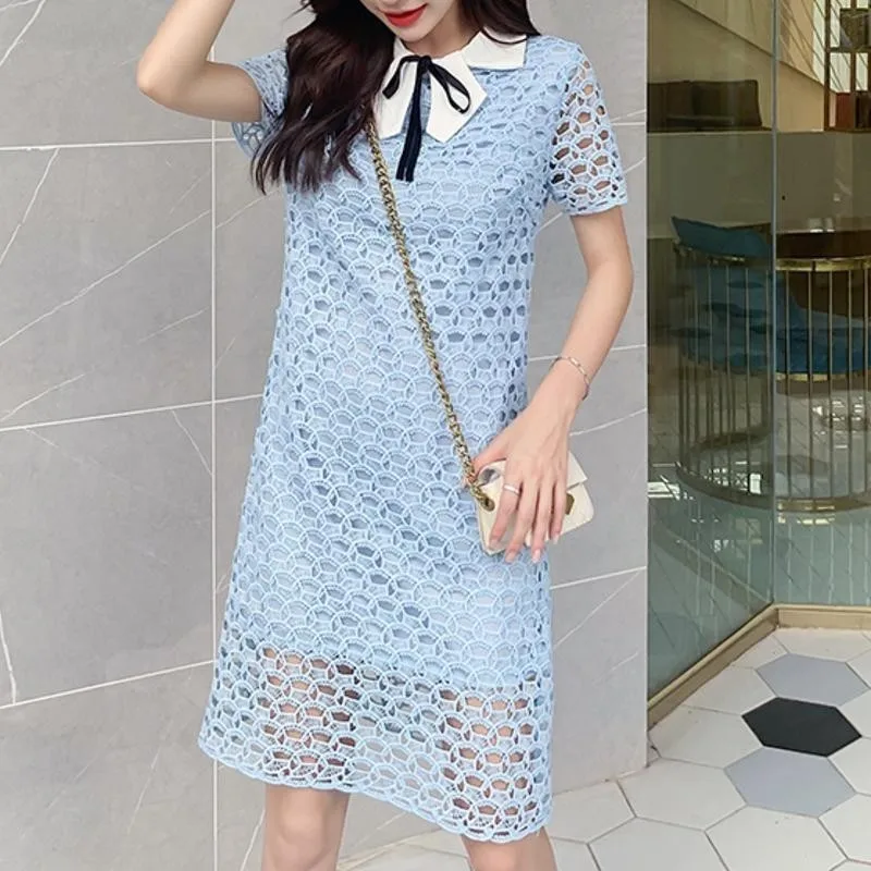 Blue Lace Dress 2019 Summer Peter Pan Collar Hollow Out Fashion Bow Sweet Women's Clothing Casual Elegant Party Dress Sukienki
Blue Lace Dress 2019 Summer Peter Pan Collar Hollow Out Fashion Bow Sweet Women's Clothing Casual Elegant Party Dress Sukienki