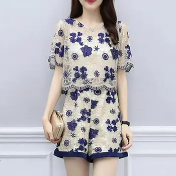 2019 New Summer Women Elegane Embroidery Flower Off Shoulder Ruffles Shirt+Loose Mini Short Lace Suit Lady Sweet Casual Set Z202
2019 New Summer Women Elegane Embroidery Flower Off Shoulder Ruffles Shirt+Loose Mini Short Lace Suit Lady Sweet Casual Set Z202