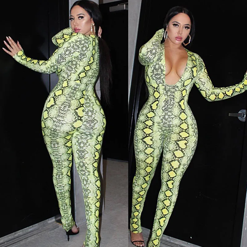 Snake Skin Print Sexy Jumpsuit for Women Deep V-neck Skinny Long Sleeve Rompers Sexy Night Club Party Bodycon One Piece Overalls
Snake Skin Print Sexy Jumpsuit for Women Deep V-neck Skinny Long Sleeve Rompers Sexy Night Club Party Bodycon One Piece Overalls