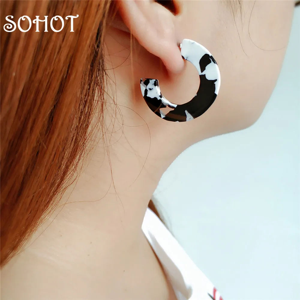 SOHOT 2018 Acrylic Colorful Hoop Earrings Acetic Acid Brand Popular Jewelry Statement Gypsy Femme Party Bijoux Accessories Gift
SOHOT 2018 Acrylic Colorful Hoop Earrings Acetic Acid Brand Popular Jewelry Statement Gypsy Femme Party Bijoux Accessories Gift