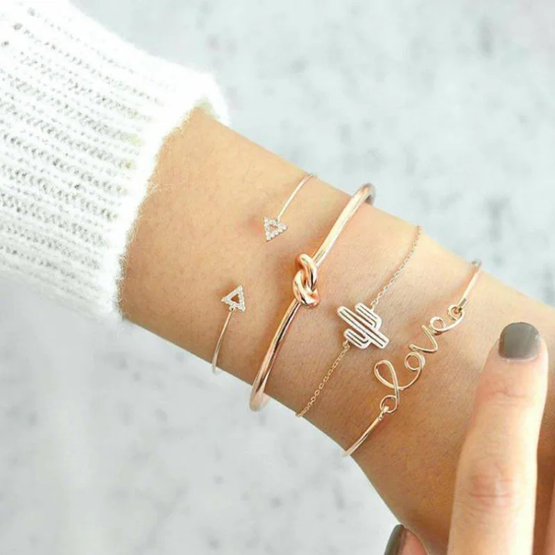 4 Pcs/ Set Fashion Letter Love Arrow Triangle Knot Cactus Chain Gold Bangle Set Lady Exquisite Adjustable Jewelry Birthday Gift
4 Pcs/ Set Fashion Letter Love Arrow Triangle Knot Cactus Chain Gold Bangle Set Lady Exquisite Adjustable Jewelry Birthday Gift