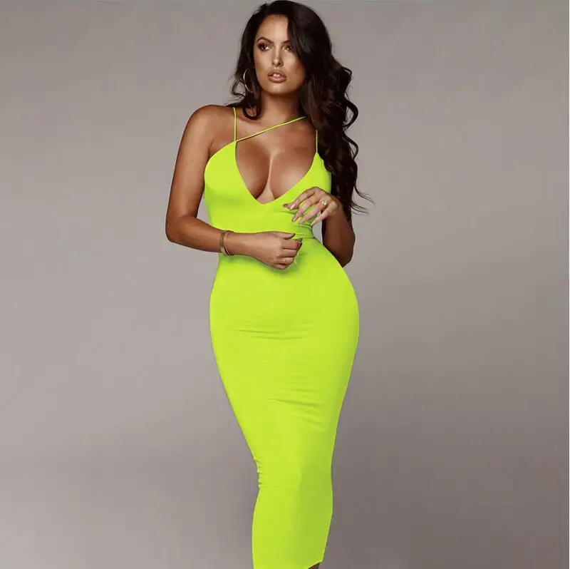 V-neck spaghetti straps neon green solid sexy dress 2019 summer women fashion bodycon high waist party streetwear slim
V-neck spaghetti straps neon green solid sexy dress 2019 summer women fashion bodycon high waist party streetwear slim