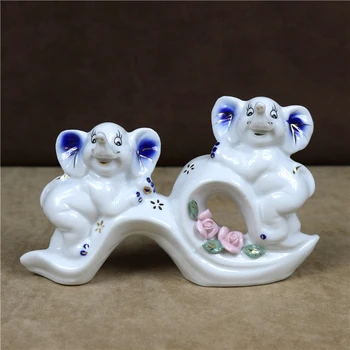Sweet Porcelain Elephant Lovers Figurine Ceramic Couple Elephant Miniature Gift Craft Adornment Furnishing Decor Accessories
Sweet Porcelain Elephant Lovers Figurine Ceramic Couple Elephant Miniature Gift Craft Adornment Furnishing Decor Accessories