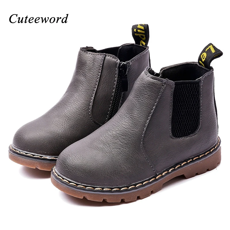 Spring Autumn Retro Martin Boots Children's Shoes Warm Kids Plush Thick Velvet Cotton Shoes Girls Boys Ankle Boots Leather Shoes
Spring Autumn Retro Martin Boots Children's Shoes Warm Kids Plush Thick Velvet Cotton Shoes Girls Boys Ankle Boots Leather Shoes