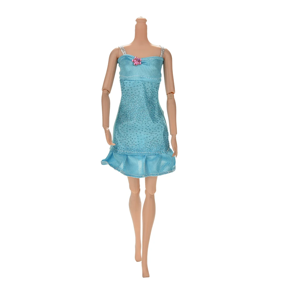 TOYZHIJIA 1pc Fashion Summer Wear Dinner Party Cute Gown Clothes For Barbie Doll Sequin Party DressDolls Puppet Play House Gift
TOYZHIJIA 1pc Fashion Summer Wear Dinner Party Cute Gown Clothes For Barbie Doll Sequin Party DressDolls Puppet Play House Gift