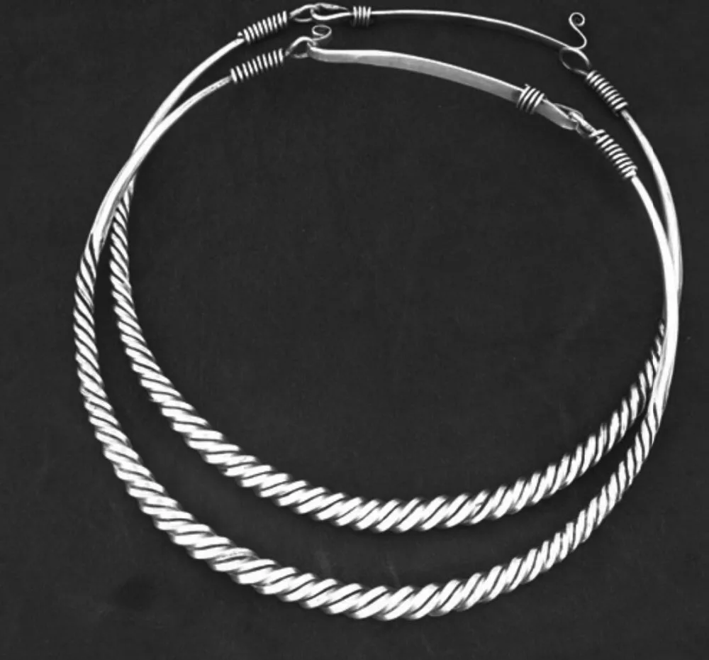 hot sell new - free shipping Handmade MIAO Silver personality ornament Collar Necklace butterfly silver collars
hot sell new - free shipping Handmade MIAO Silver personality ornament Collar Necklace butterfly silver collars