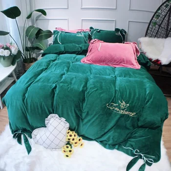 Thickened crystal velvet bow Luxury Bedding Set Soft Bedclothes Duvet/Quilt Cover Bed Linen sheet set 4 Pieces Bedding Sets
Thickened crystal velvet bow Luxury Bedding Set Soft Bedclothes Duvet/Quilt Cover Bed Linen sheet set 4 Pieces Bedding Sets