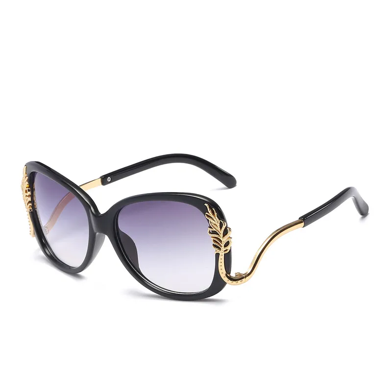 Cat Eye Sunglasses women Italy Luxury Brand Designer Women Mirror Sun glasses Vintage Red Sun Glasses Female Goggle Eyewear
Cat Eye Sunglasses women Italy Luxury Brand Designer Women Mirror Sun glasses Vintage Red Sun Glasses Female Goggle Eyewear