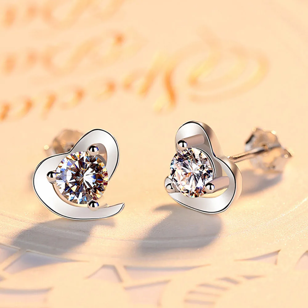 Authentic 925 Sterling Silver Heart Earring Korean Style Love Crystal Stud Earring For Women Wedding Party Jewelry Gift
Authentic 925 Sterling Silver Heart Earring Korean Style Love Crystal Stud Earring For Women Wedding Party Jewelry Gift
