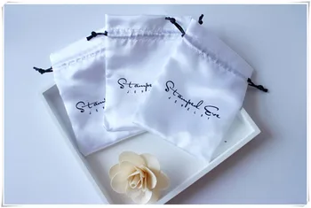 Customized double sided Logo Satin pouch Drawstring bag Jewelry satin bag Gift Bags free shipping
Customized double sided Logo Satin pouch Drawstring bag Jewelry satin bag Gift Bags free shipping
