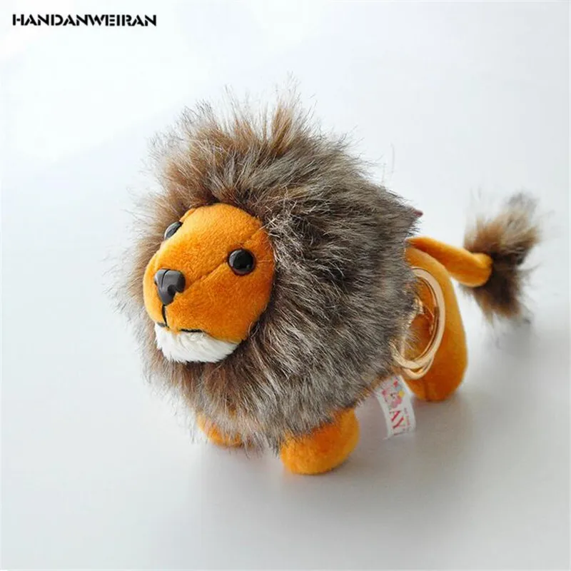 1Pcs Kawaii 9CM Lovely Lion Plush Stuffed Toys Standing Lion Pendants Keychain Plush Toy For Kid's Gifts PP Cotton HANDANWEIRAN
1Pcs Kawaii 9CM Lovely Lion Plush Stuffed Toys Standing Lion Pendants Keychain Plush Toy For Kid's Gifts PP Cotton HANDANWEIRAN