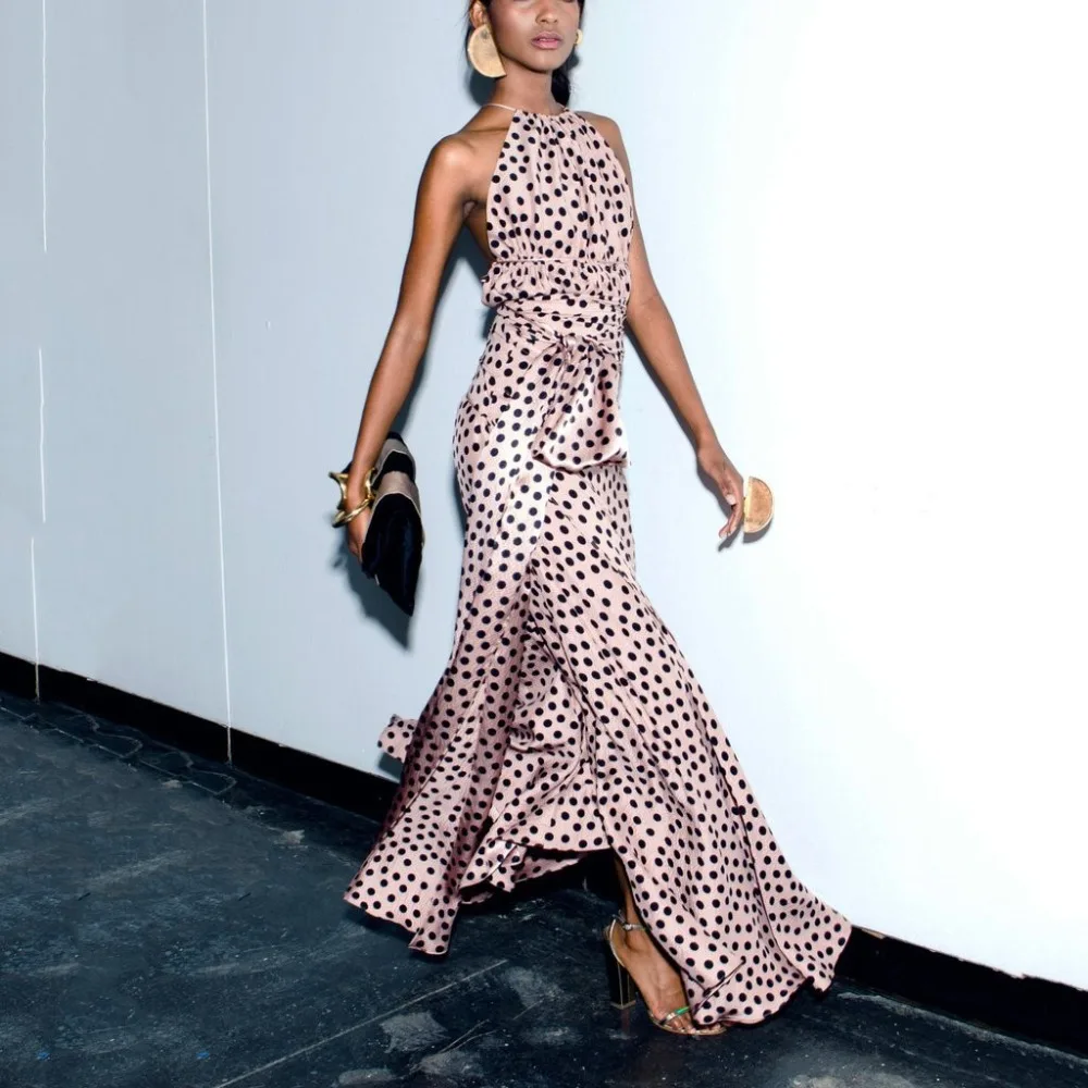 Polka dots print party dress women wave point maxi Dresses 2019 Elegant halter slit ruffle summer dress Boho long vestidos mujer
Polka dots print party dress women wave point maxi Dresses 2019 Elegant halter slit ruffle summer dress Boho long vestidos mujer