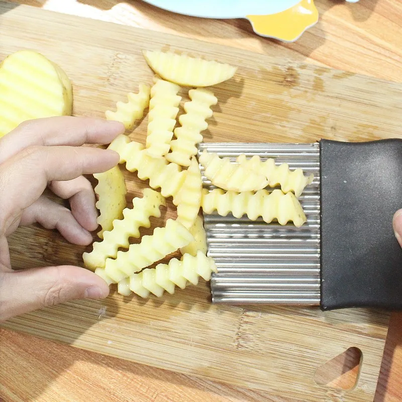 Fruit Potato Peeler French Fries Vegetable Cutter Stainless Steel Potato Wavy Edged Cutter Knife Gadget Vegetable
Fruit Potato Peeler French Fries Vegetable Cutter Stainless Steel Potato Wavy Edged Cutter Knife Gadget Vegetable
