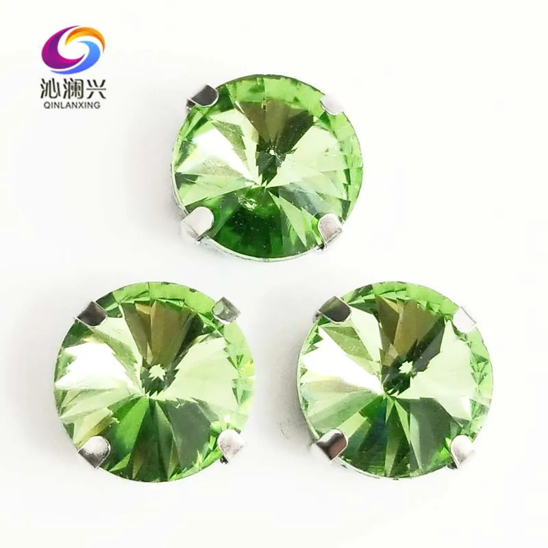 Light green Silver bottom Round shape AAA glass crystal Four claw rhinestones,flatback sew on stones,diy/apparel accessories
Light green Silver bottom Round shape AAA glass crystal Four claw rhinestones,flatback sew on stones,diy/apparel accessories