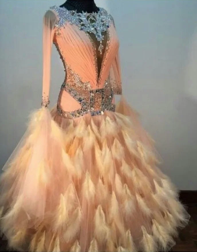Nieuwste Internationale Standaard Ballroom Danswedstrijd Jurk balllroom dance dress dance wear
Nieuwste Internationale Standaard Ballroom Danswedstrijd Jurk balllroom dance dress dance wear