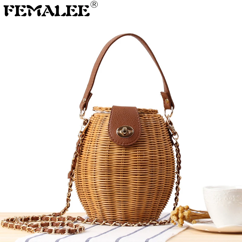 FEMALEE New Retro Straw Knit Lady Summer Bag Women Beach Handbag Handmade Bohemian Rattan Weave Cover Bucket Travel Tote 2019
FEMALEE New Retro Straw Knit Lady Summer Bag Women Beach Handbag Handmade Bohemian Rattan Weave Cover Bucket Travel Tote 2019