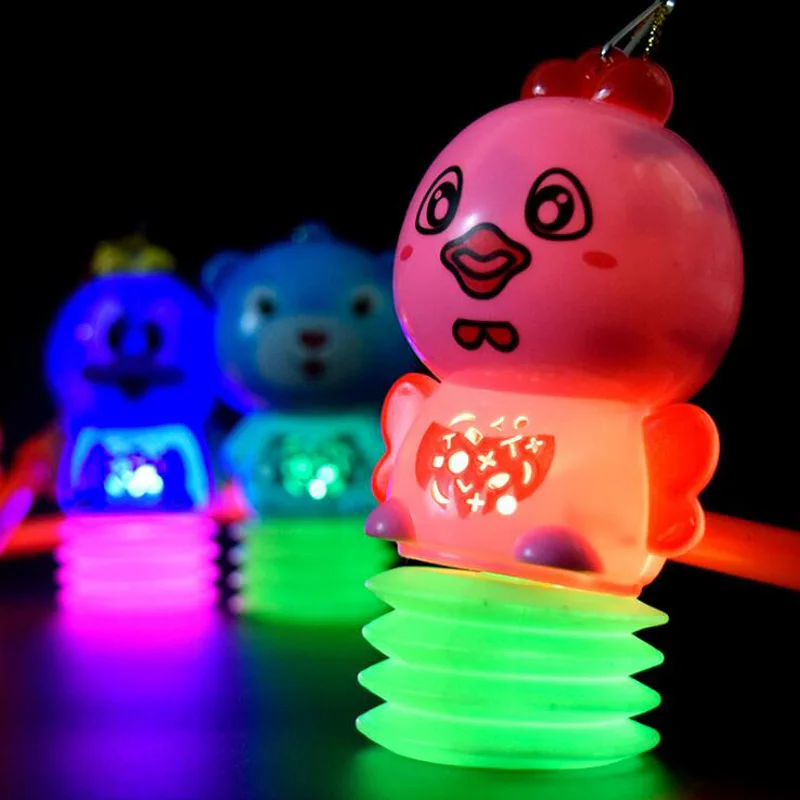 New mini light-up children colorful cartoon portable small lantern flash toys luminous toys
New mini light-up children colorful cartoon portable small lantern flash toys luminous toys