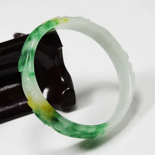 free shipping 933 BEAUTIFUL CHINA HAND-CARVED EMERALD GREEN JADE GEMS BANGLE BRACELET
free shipping 933 BEAUTIFUL CHINA HAND-CARVED EMERALD GREEN JADE GEMS BANGLE BRACELET