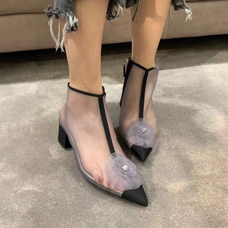 19SS Solid Flower High Heel Ankle Boots Sexy Clear Breathable Mesh Pointy Toe Sandals Boots Banquet Side Zipper Woman Shoes
19SS Solid Flower High Heel Ankle Boots Sexy Clear Breathable Mesh Pointy Toe Sandals Boots Banquet Side Zipper Woman Shoes