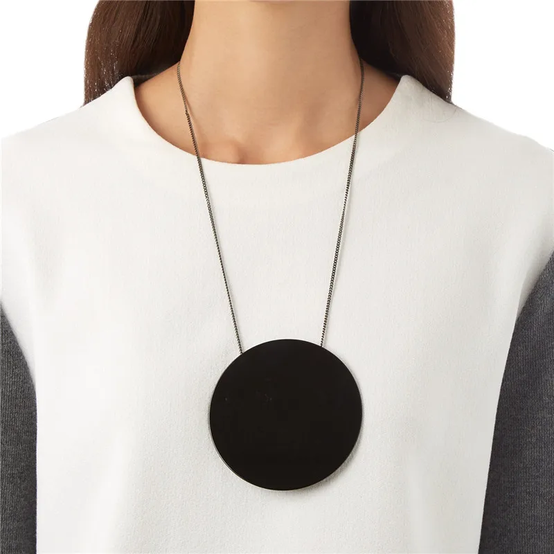 Fashion Round Acrylic pendant Necklaces womens clothing accessories pendants necklaces Popular exaggerated black necklaces
Fashion Round Acrylic pendant Necklaces womens clothing accessories pendants necklaces Popular exaggerated black necklaces