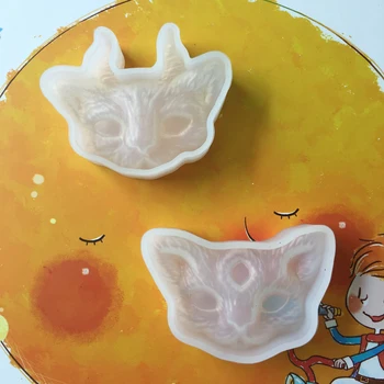 1PC Cat with Horn or Eye Silicone Mold Necklace Pendant Resin Jewelry Making Mould DIY Hand Craft Resin Molds for Jewelry
1PC Cat with Horn or Eye Silicone Mold Necklace Pendant Resin Jewelry Making Mould DIY Hand Craft Resin Molds for Jewelry
